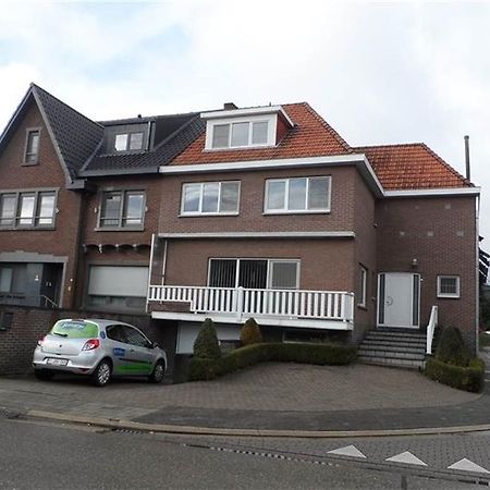 Vakantiewoningen De Jud Maasmechelen Exterior foto